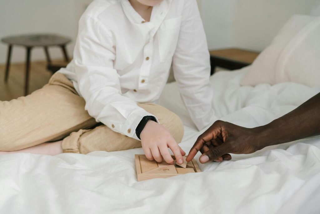 A child playing puzzles for neuropsychological evaluation